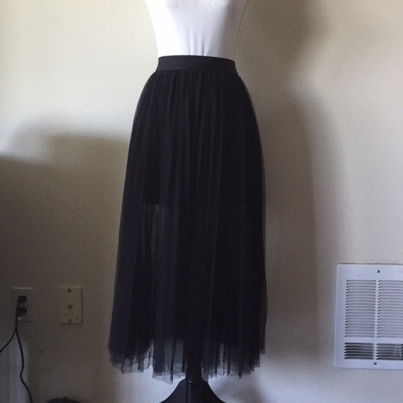 Poprageous tulle skirt size M - Picture 4 of 4